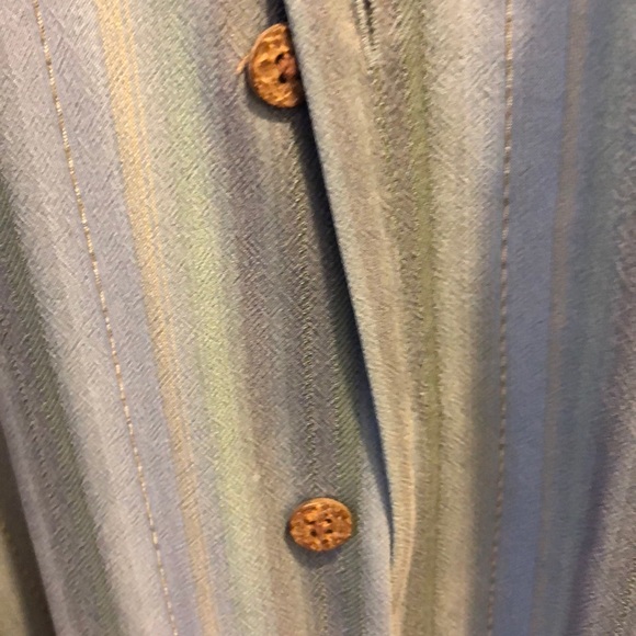 Tommy Bahama large button down short sleeve shirt - Picture 4 of 8
